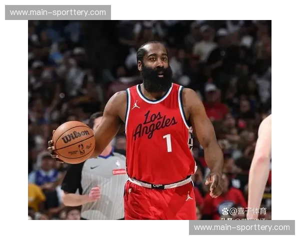 骑士米切尔无球火力释放，哈登控场让其专注得分效率提升